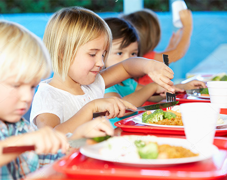 A scuola come a casa, con menu sani ed equilibrati